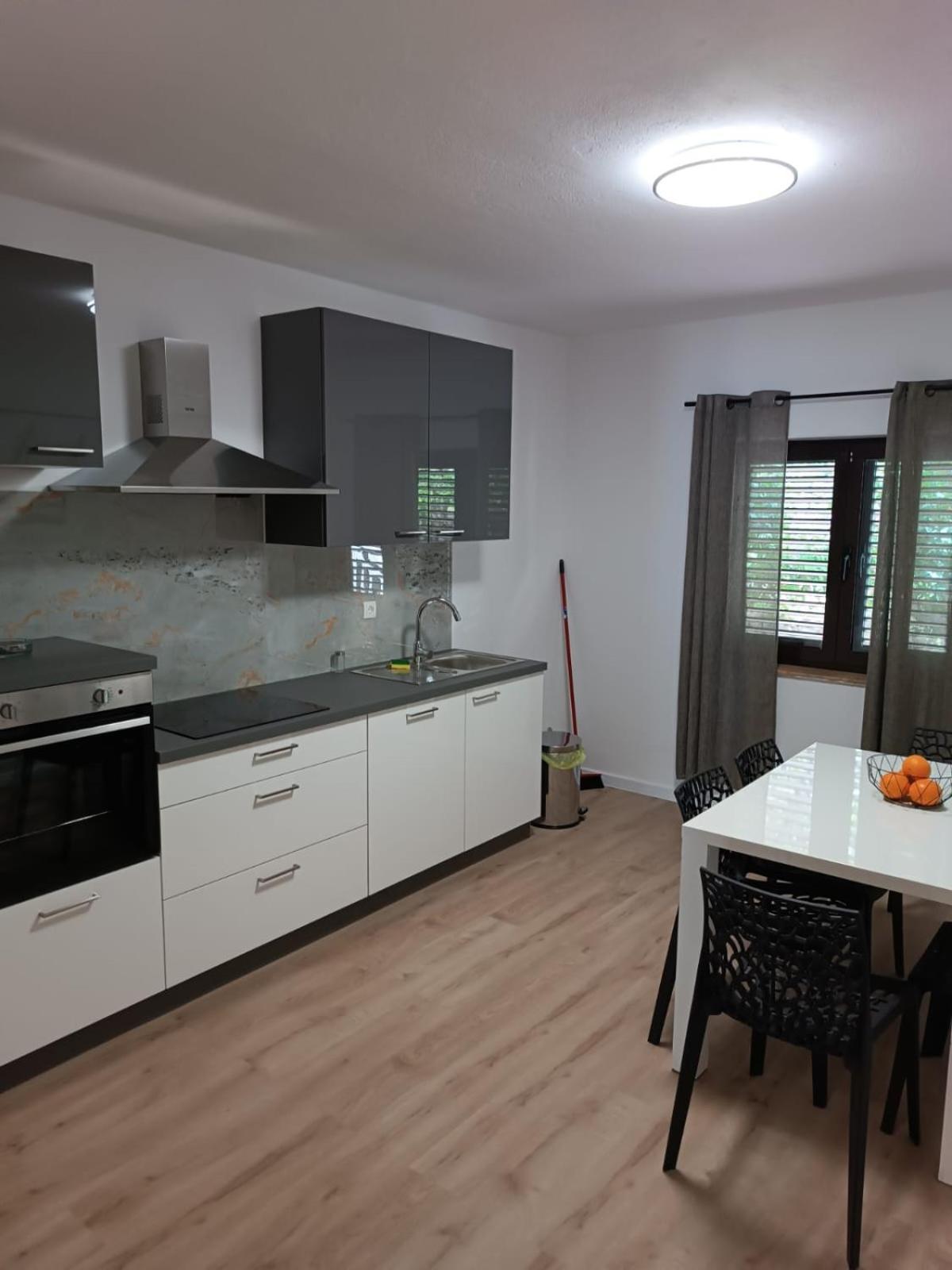 Apartmán Legin Živogošće Exteriér fotografie